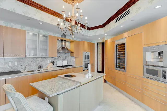 $20,000 | 16047 Collins Avenue, Unit 1604, Sunny Isles Beach, FL 33160