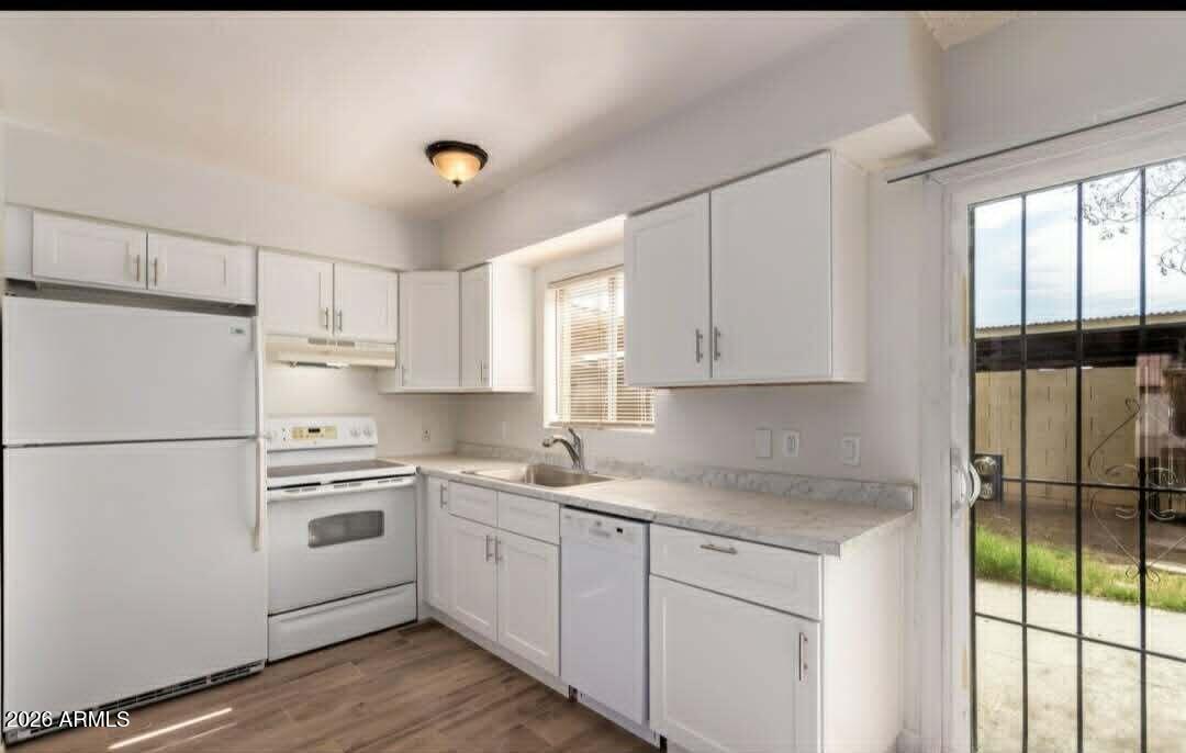 3605 West Bethany Home Road, Unit 2 Phoenix, AZ 85019 - Photo 6 of 16