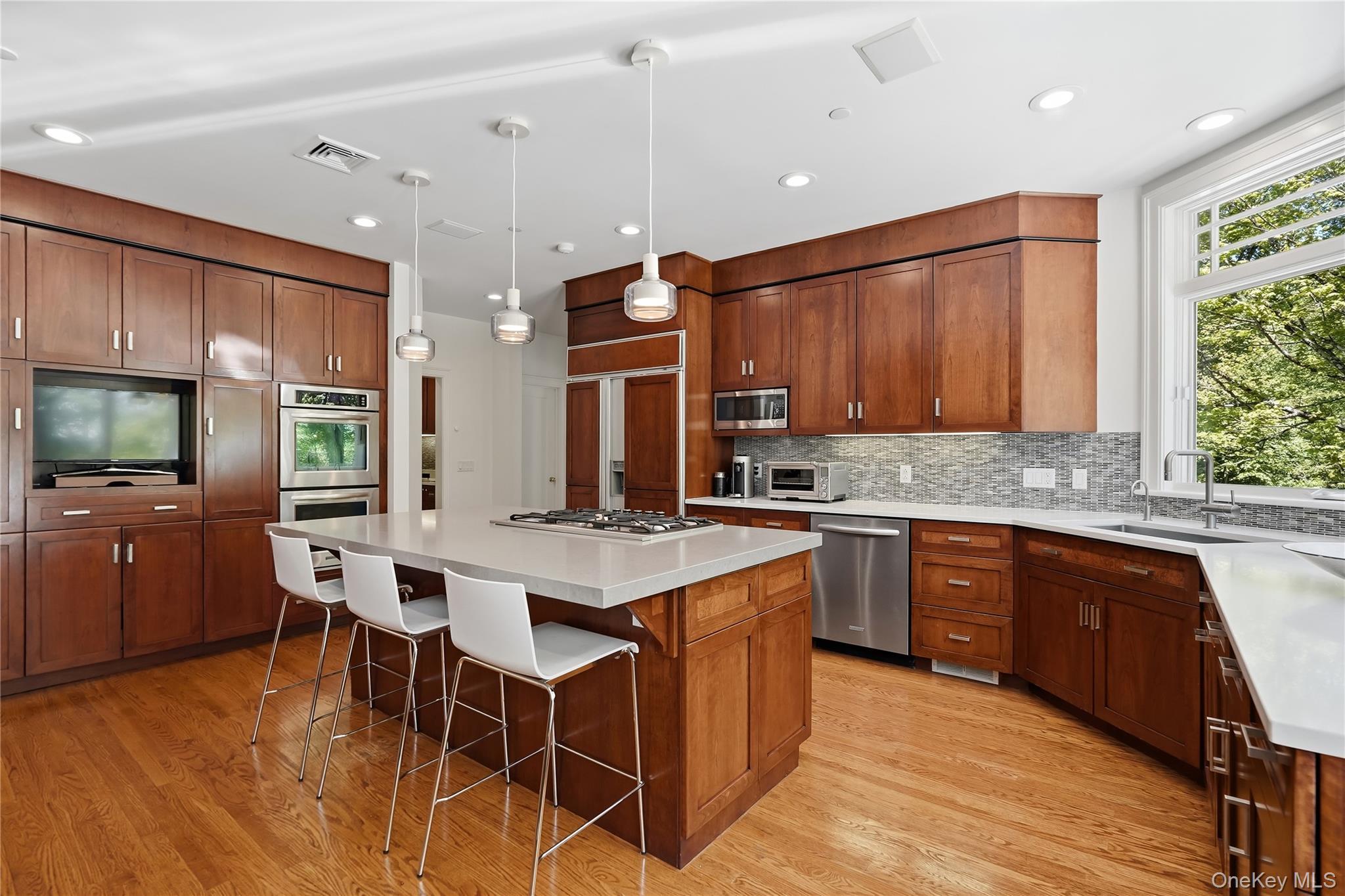 22 Petersville Road Mount Kisco, NY 10549 - Photo 15 of 47