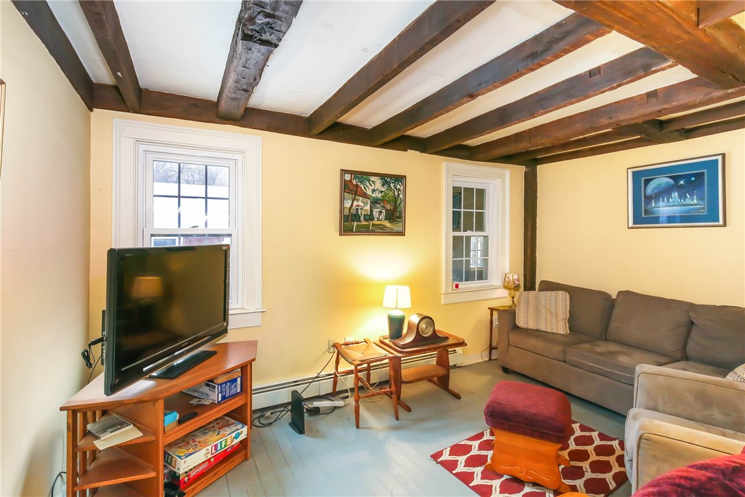 81 Battey Meetinghouse Road Scituate, RI 02857 - Photo 14 of 14 LIVING ROOM