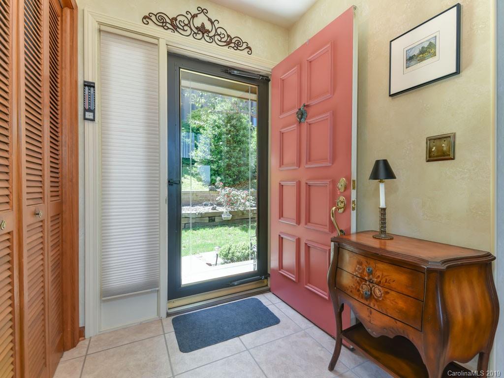 139 Country Ridge Road Laurel Park, NC 28739 - Photo 4 of 29