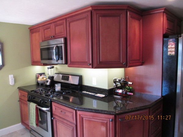 18 Edward Road Marshfield, MA 02050 - Photo 7 of 14 Gallery Image 7