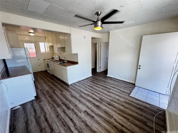 $1,800 | 1348 Kinau Street, Unit 3, Honolulu, HI 96814