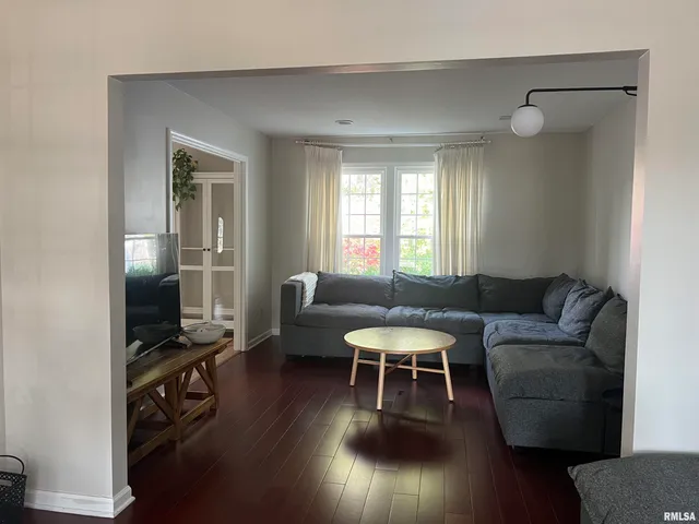 $103,000 | 90 Carriage Hill, Macomb, IL 61455