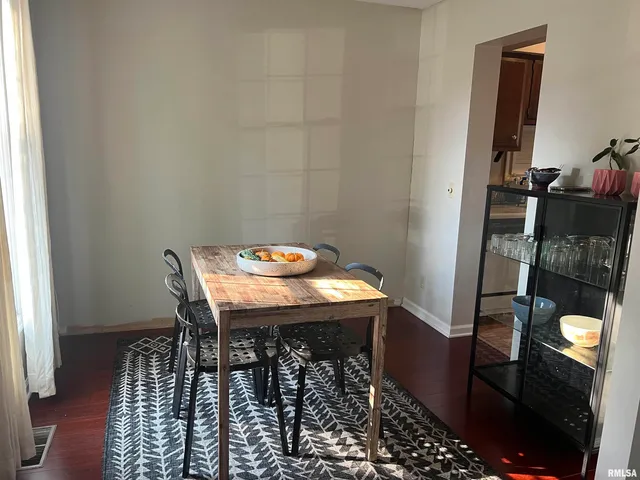 $103,000 | 90 Carriage Hill, Macomb, IL 61455