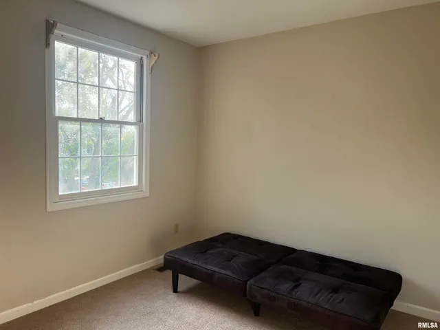 $103,000 | 90 Carriage Hill, Macomb, IL 61455