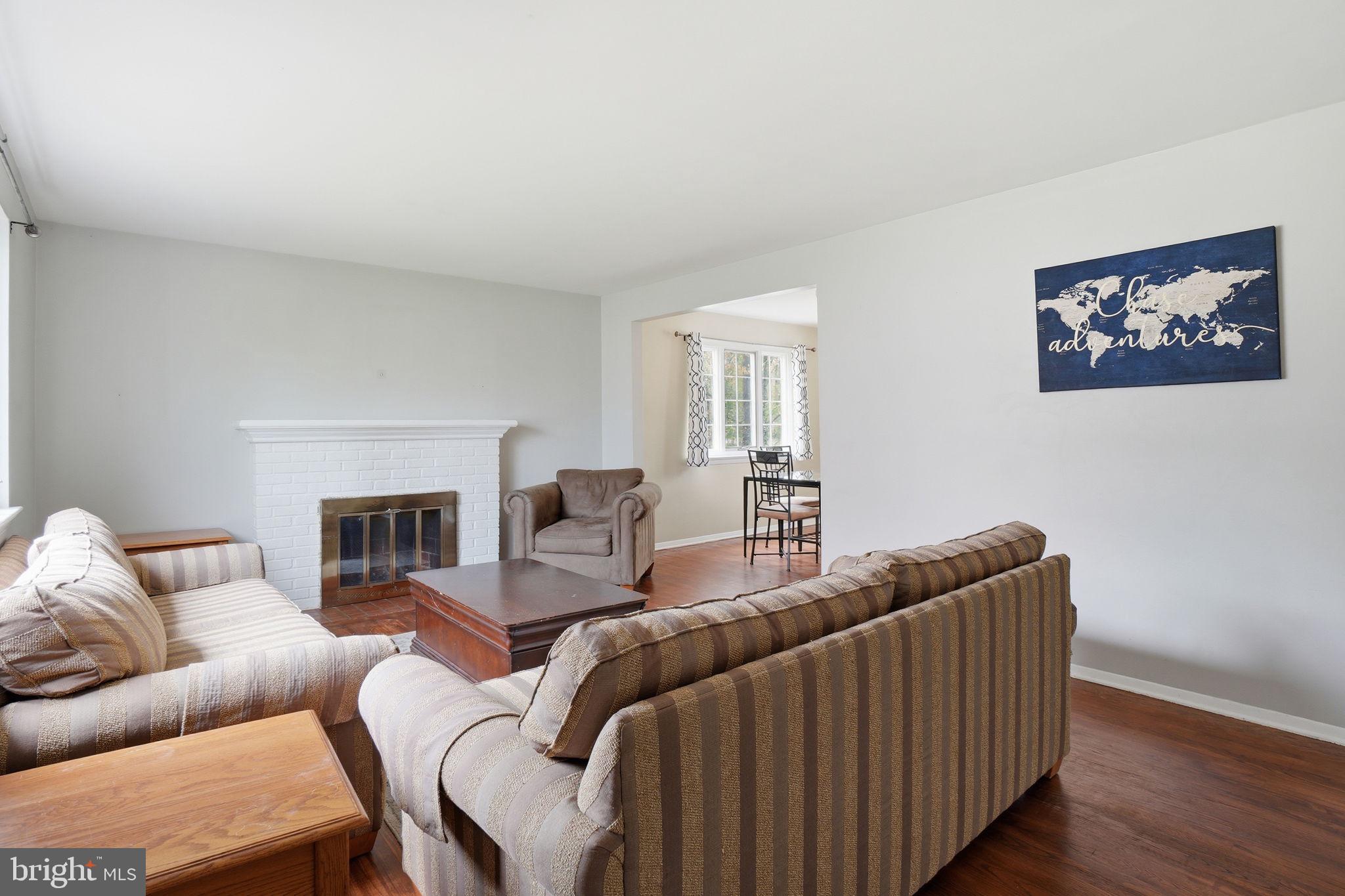 7414 Jervis Street Springfield, VA 22151 - Photo 5 of 25