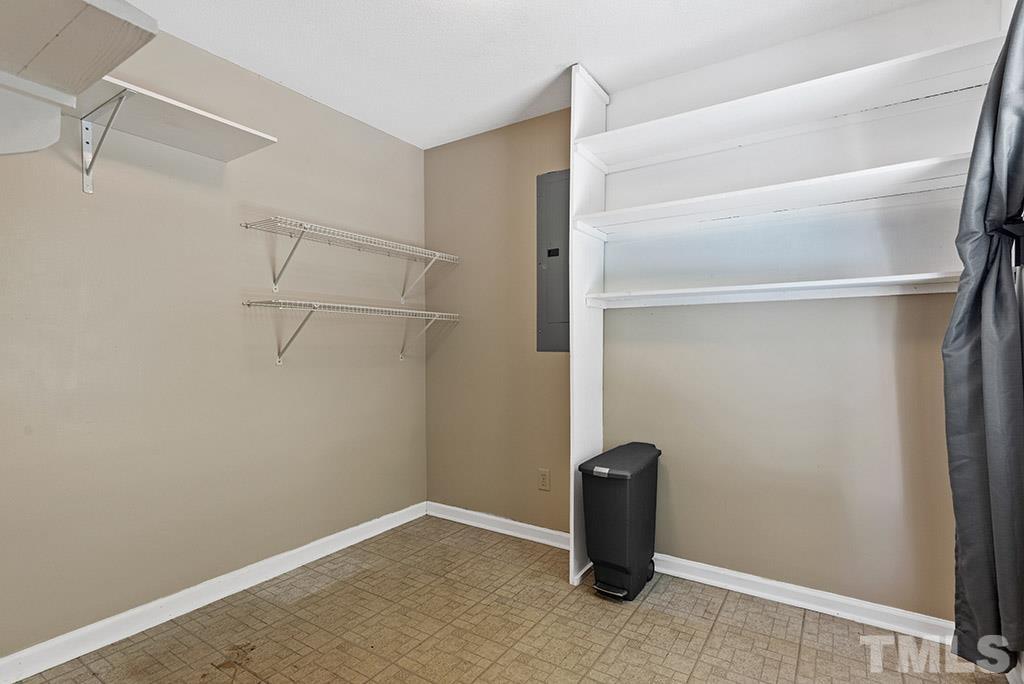 4345 Pickwick Drive Raleigh, NC 27613 - Photo 8 of 30