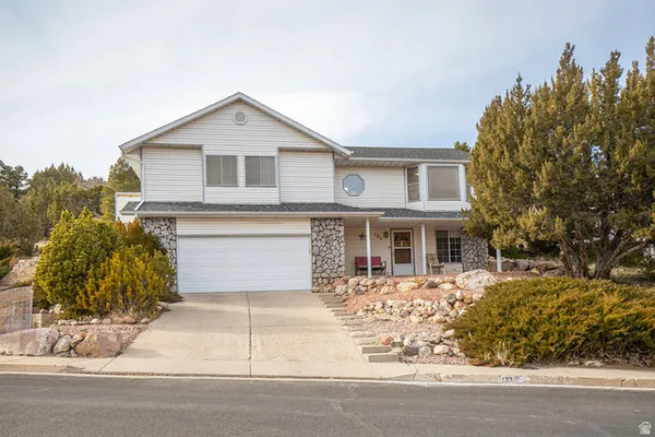 $529,900 | 133 North Guidelight Drive, Cedar City, UT 84720