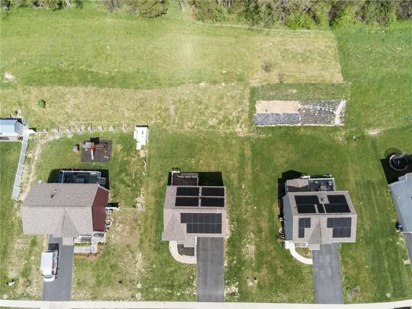 $499,900 | 18 Equestrian Drive, Imperial, PA 15126