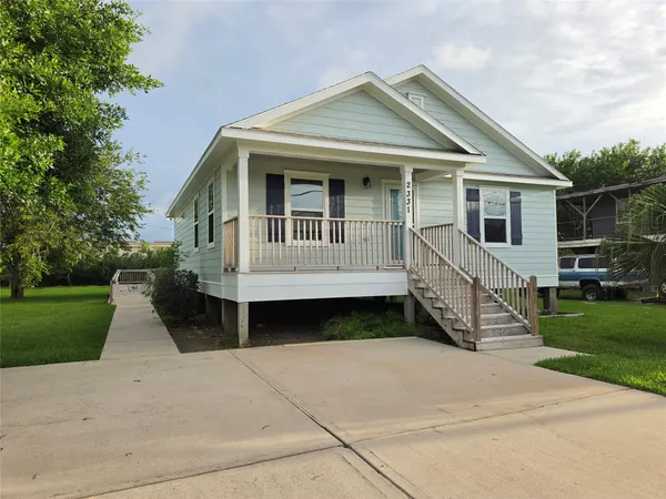 $1,795 | 2331 Rue De Lafitte Street, San Leon, TX 77539