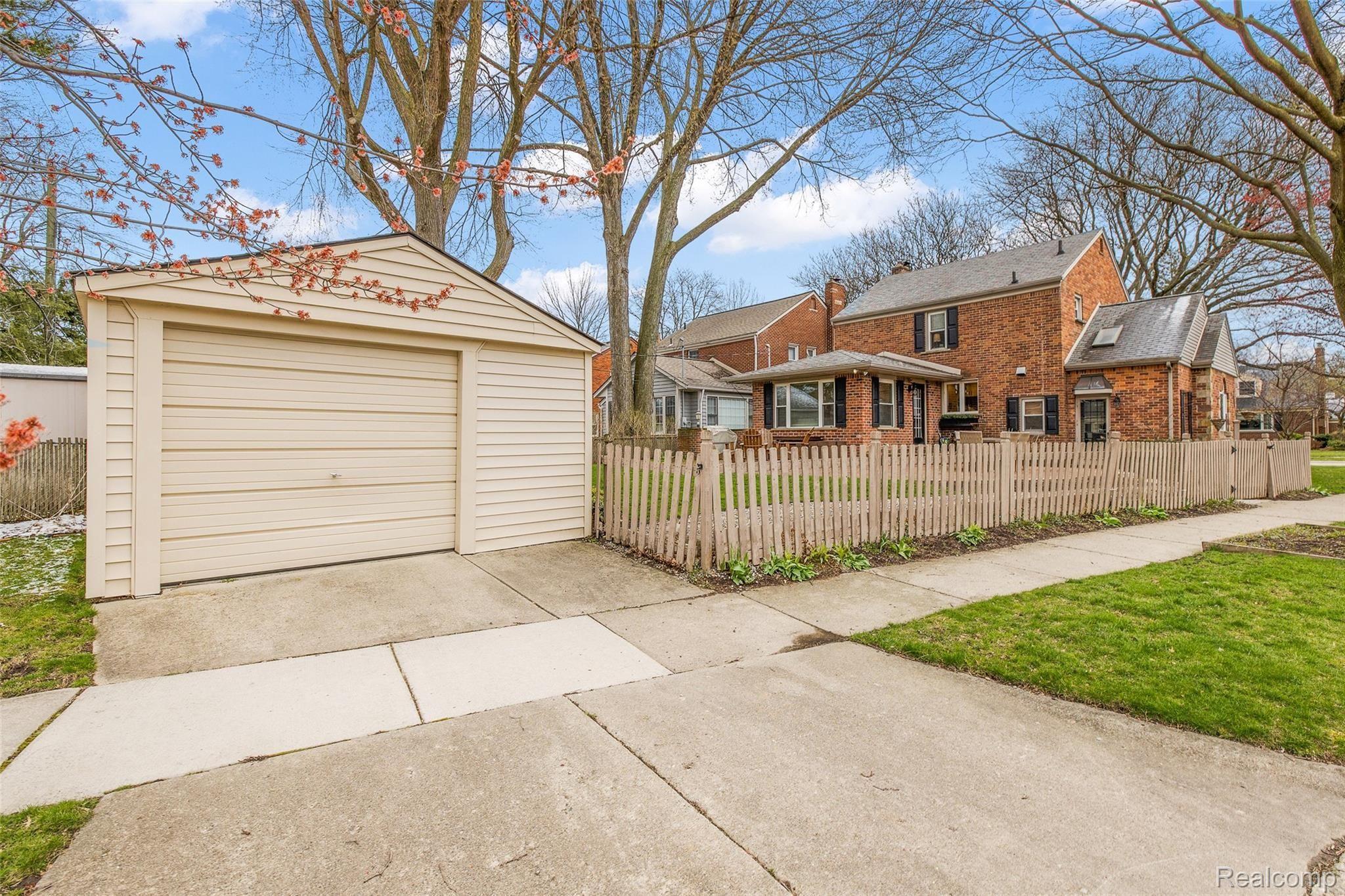 2918 Bamlet Road-6.jpg