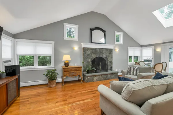$734,900 | 2007 Lafayette Road, Portsmouth, NH 03801