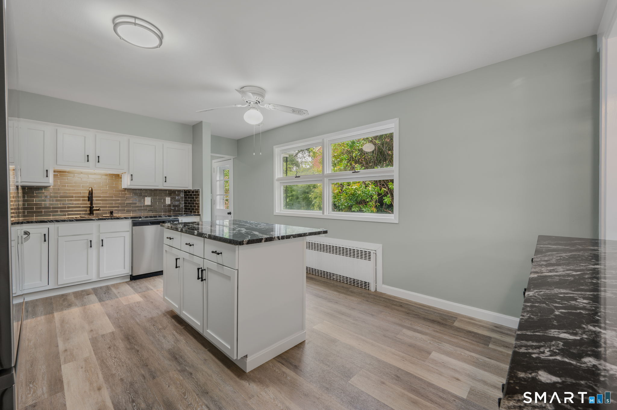 45 Mansfield Road New London, CT 06320 - Photo 6 of 31 Gallery Image 6