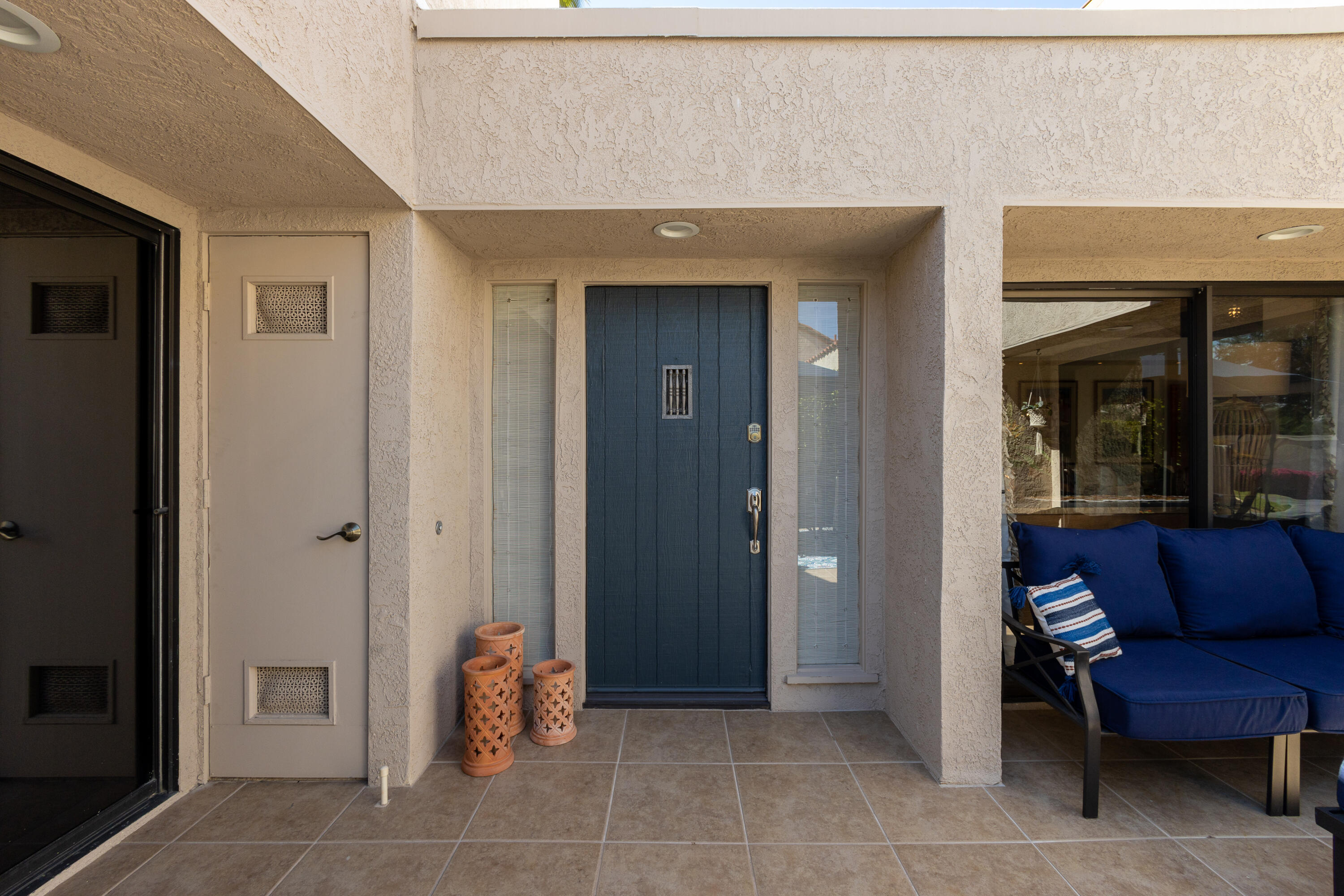 303 Forest Hills Drive Rancho Mirage, CA 92270 - Photo 8 of 72 a view of room with elevator
