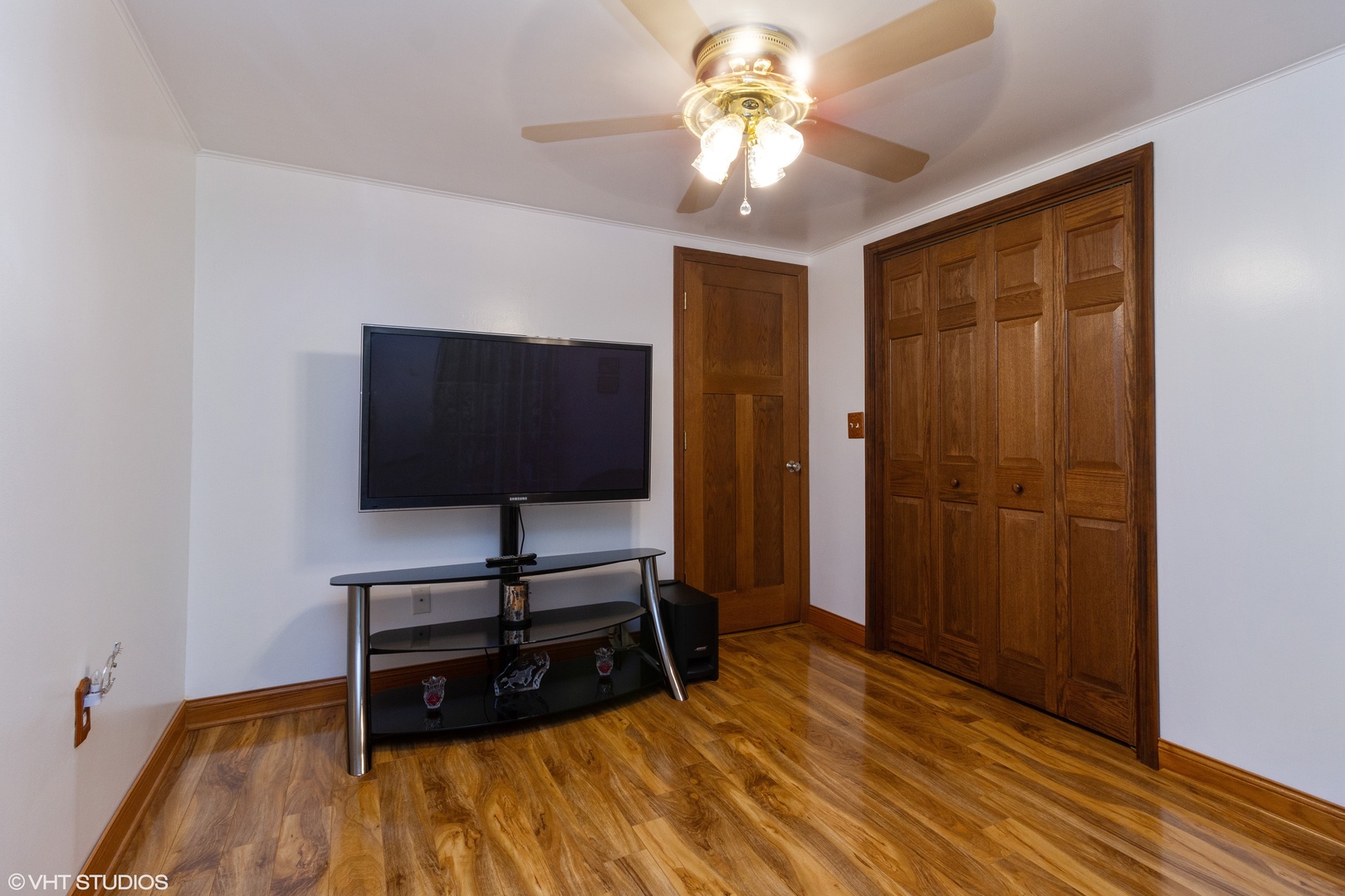 25927 Princess Lane Crete, IL 60417 - Photo 8 of 12 a living room with furniture and a flat screen tv