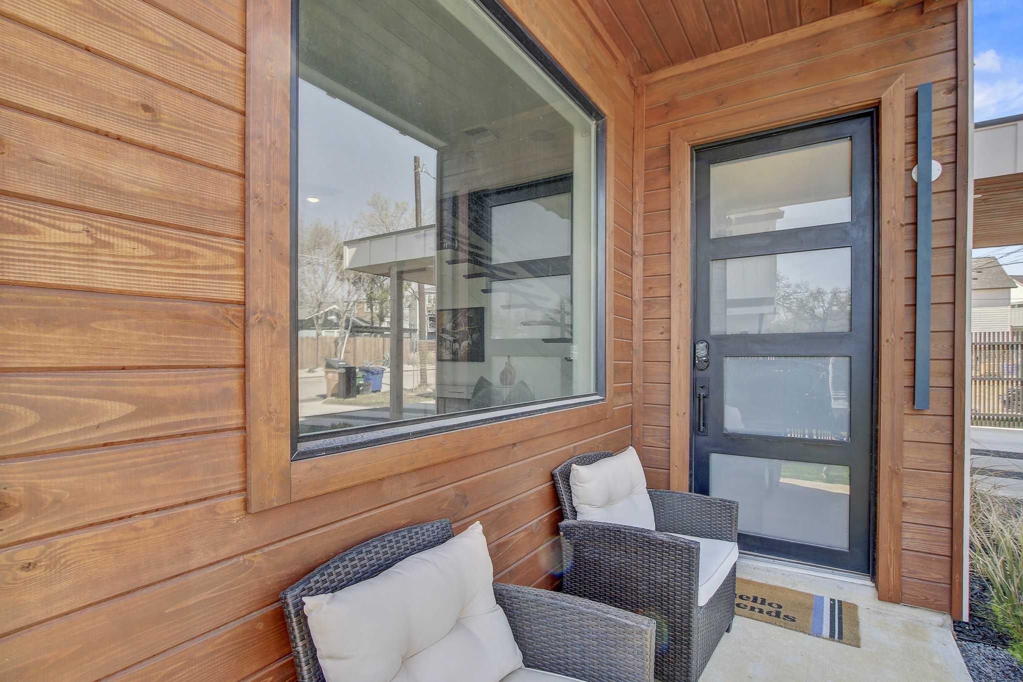 4703 Louis Avenue, Unit A Austin, TX 78721 - Photo 4 of 35 Entrance to property