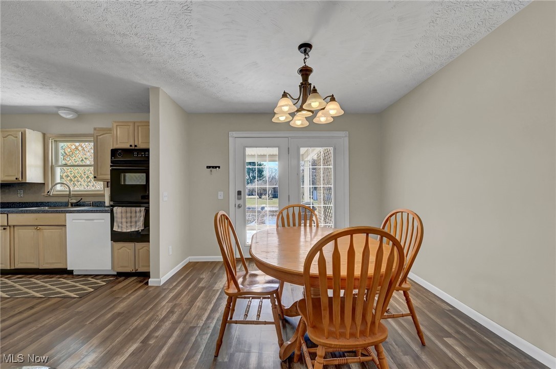 3358 Rolling Ridge Road Northeast North Canton, OH 44721 - Photo 15 of 28 Gallery Image 15