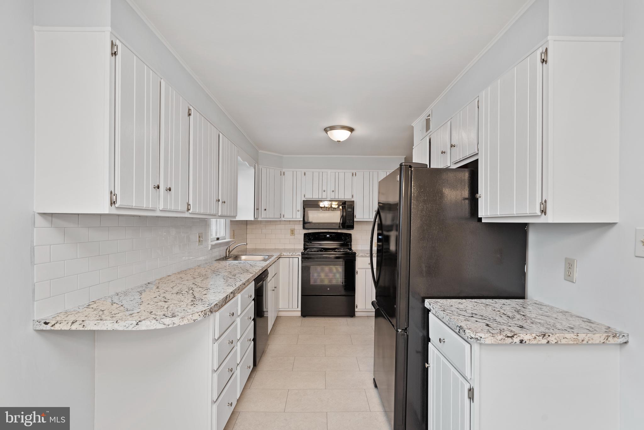 326 Feeser Road Harrisburg, PA 17109 - Photo 11 of 23 Gallery Image 11