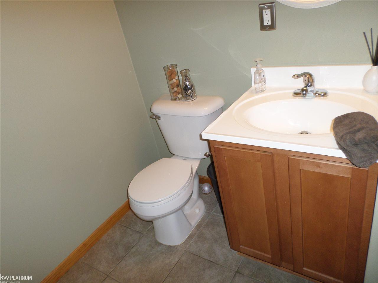 6369 Swartout Road Algonac, MI 48001 - Photo 48 of 90 31300892-49.JPG