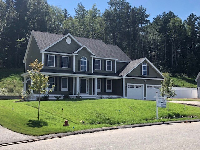 13 Beechwood Road Salem, NH 03079 - Photo 1 of 15 Gallery Image 1