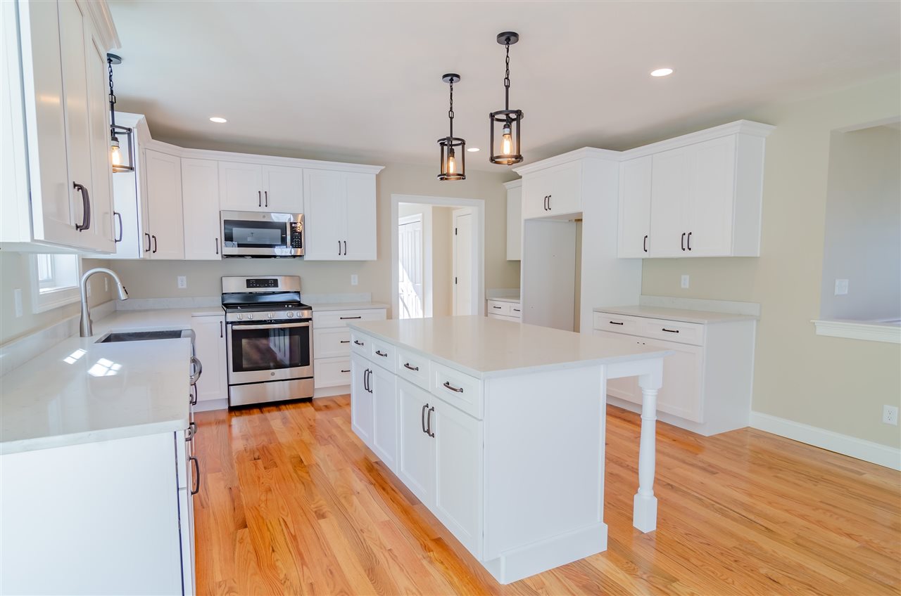 13 Beechwood Road Salem, NH 03079 - Photo 5 of 15 Gallery Image 5