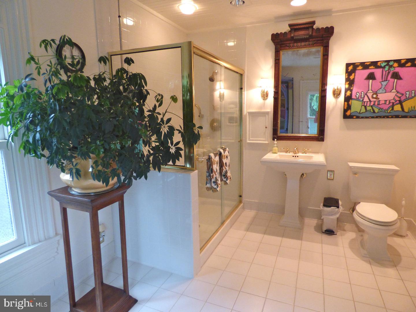 700 Byrd Road Kennett Square, PA 19348 - Photo 11 of 25 Master Bathroom