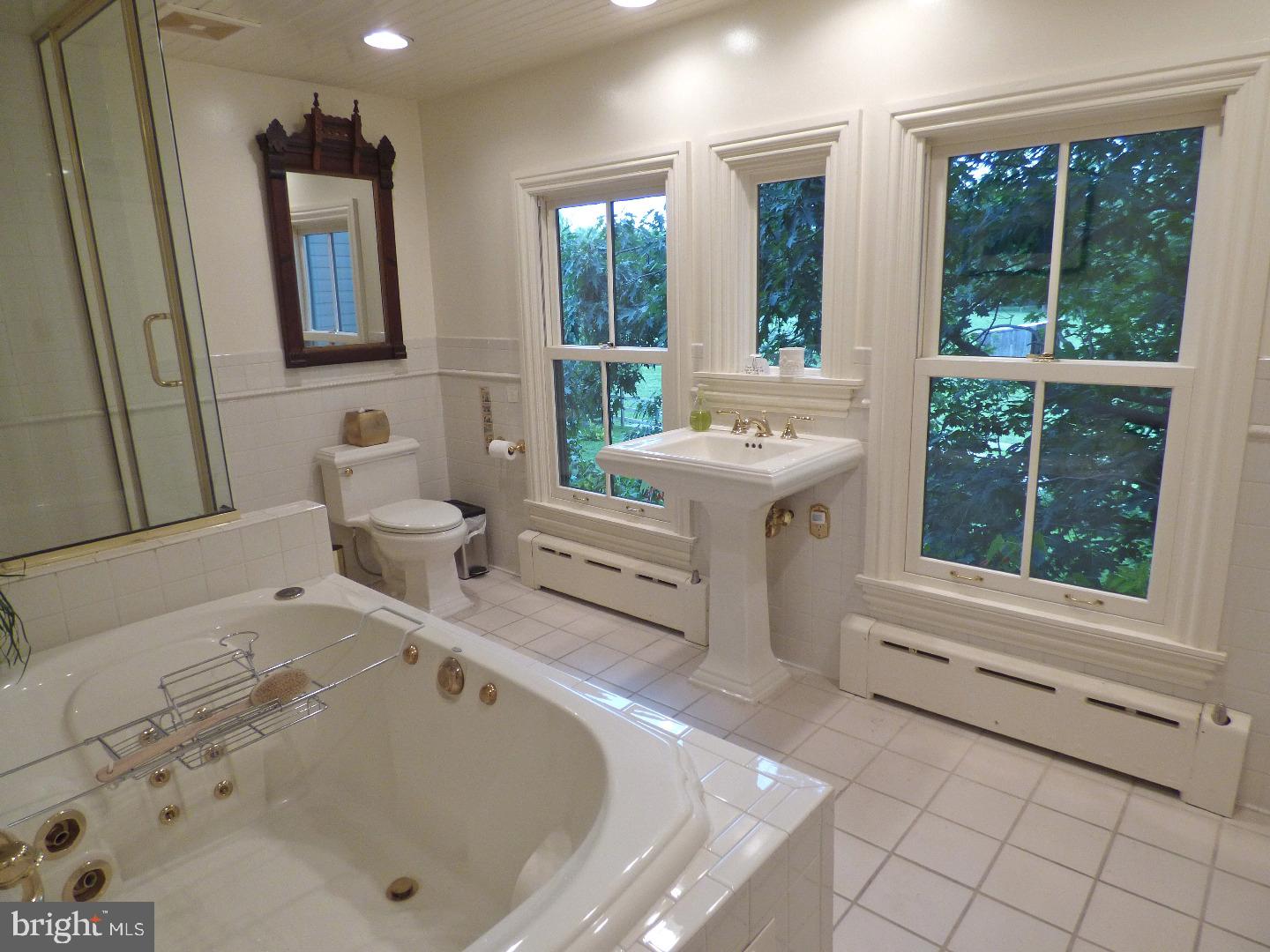 700 Byrd Road Kennett Square, PA 19348 - Photo 13 of 25 Bathroom