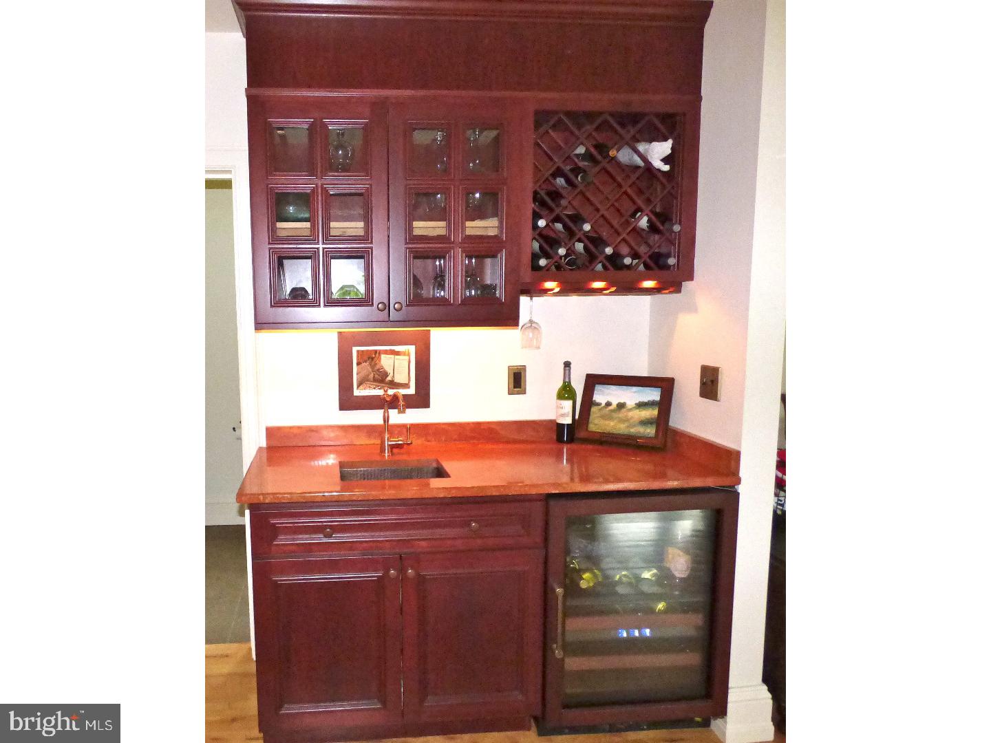 700 Byrd Road Kennett Square, PA 19348 - Photo 4 of 25 Wet Bar