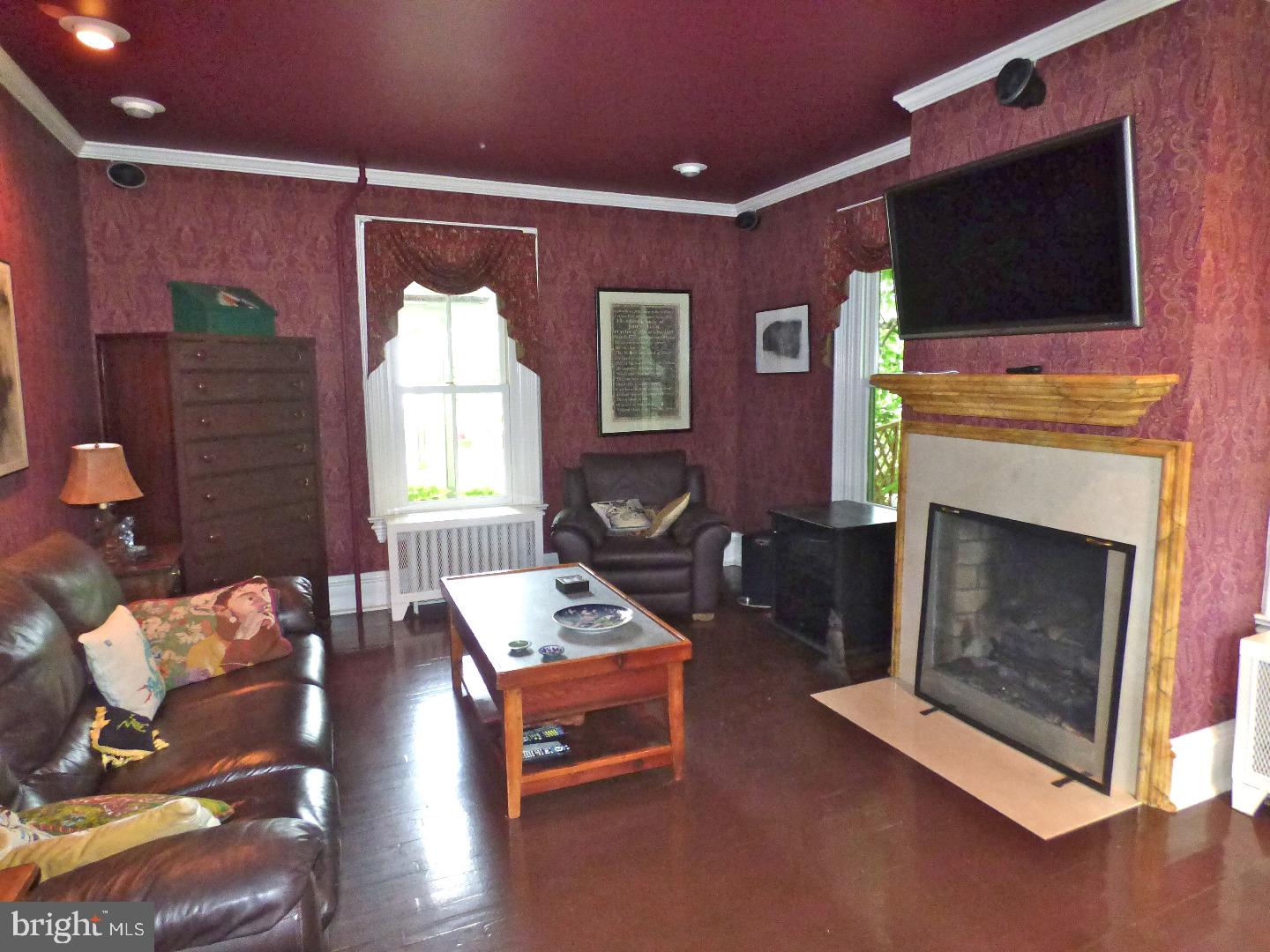 700 Byrd Road Kennett Square, PA 19348 - Photo 9 of 25 Living Room