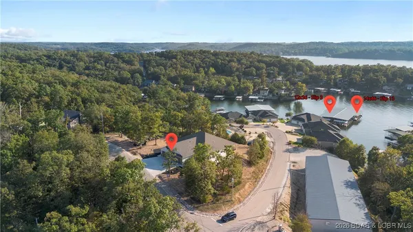 $789,000 | 420 Outer Drive, Lake Ozark, MO 65049