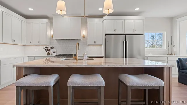 $799,000 | 420 Outer Drive, Lake Ozark, MO 65049