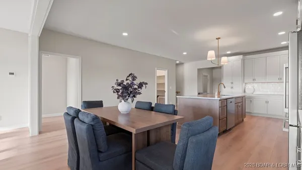 $789,000 | 420 Outer Drive, Lake Ozark, MO 65049