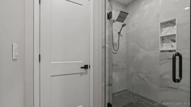 $799,000 | 420 Outer Drive, Lake Ozark, MO 65049