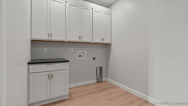 $799,000 | 420 Outer Drive, Lake Ozark, MO 65049