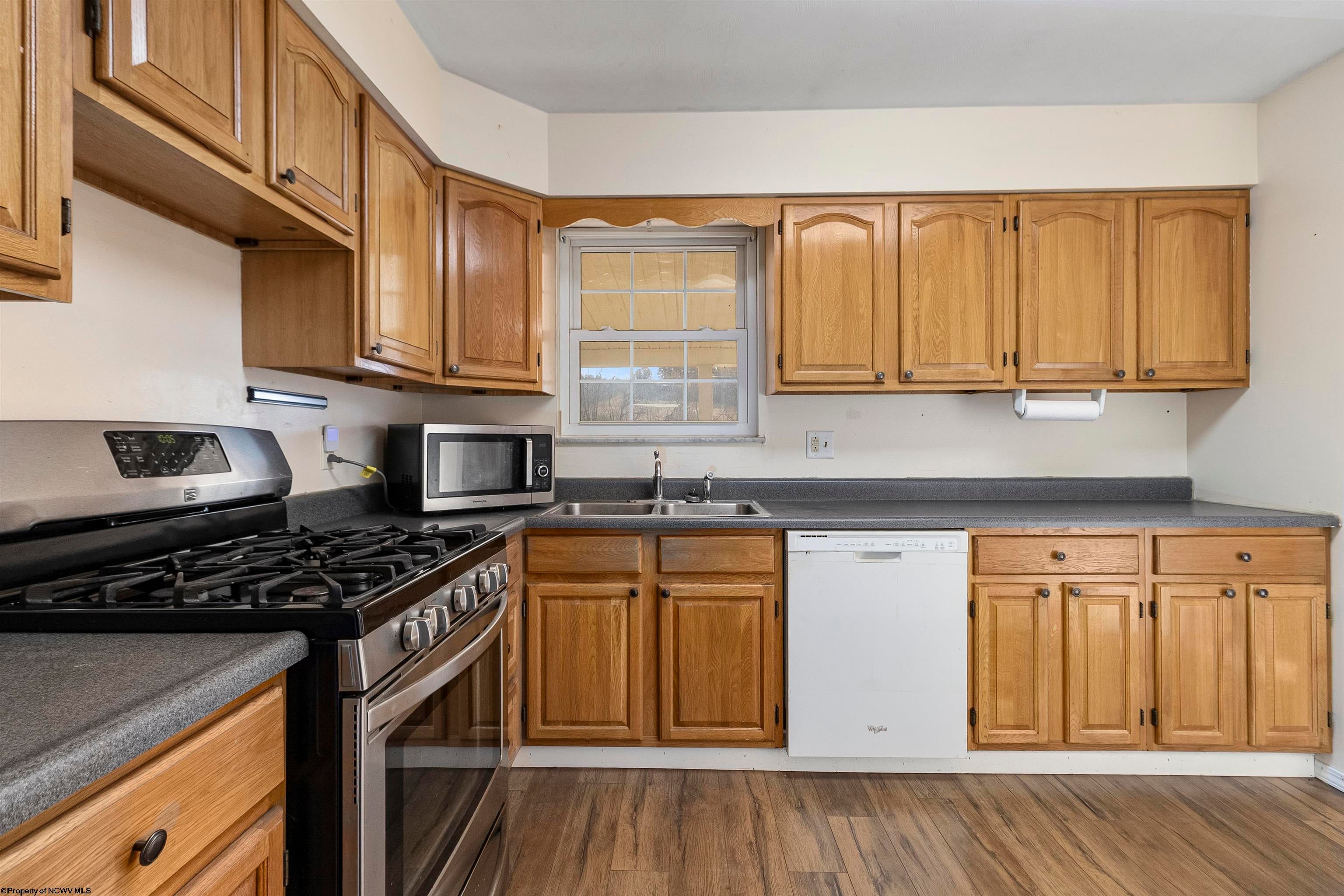 2856 Corbin Branch Road Bridgeport, WV 26330 - Photo 8 of 39 Gallery Image 8
