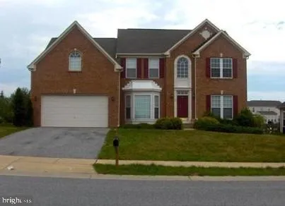 $585,000 | 30 Cantwell Drive, Middletown, DE 19709