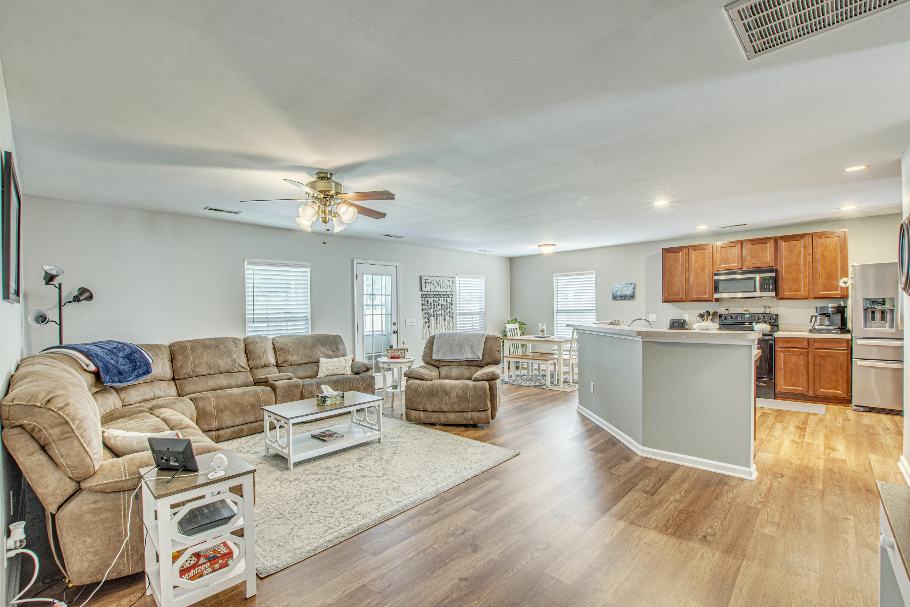 329 Deep River Road Summerville, SC 29486 - Photo 13 of 46 35