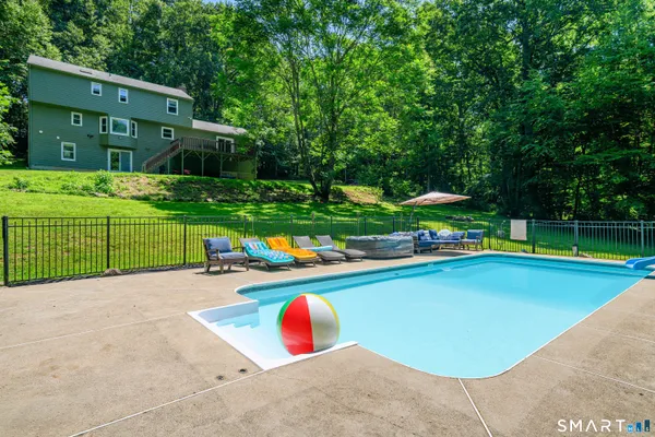 $750,000 | 26 Mountain Laurel Lane, Sandy Hook, CT 06482