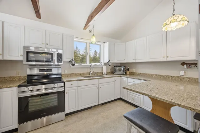 $479,000 | 760 Raccoon Hill Road, Andover, NH 03216