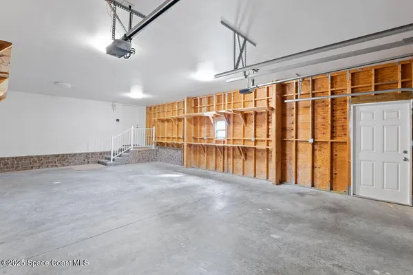 $1,995 | 805 Beech Court, Barefoot Bay, FL 32976