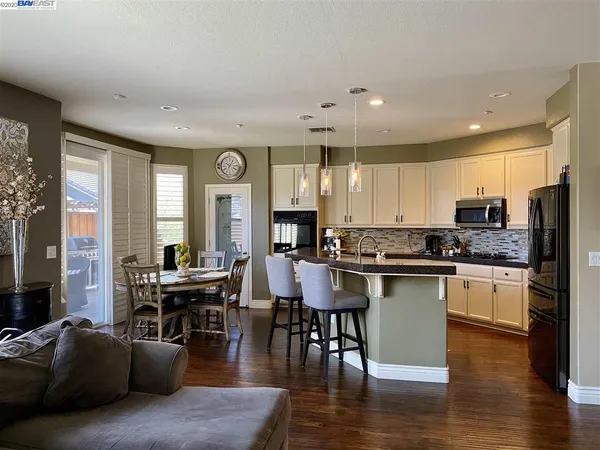 $3,050 | 1016 Chamomile Lane, Brentwood, CA 94513