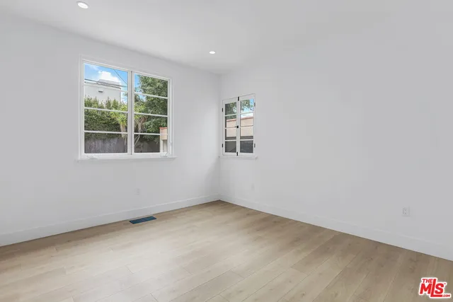 $5,250 | 6206 Orange Street, Unit 1/2, Los Angeles, CA 90048