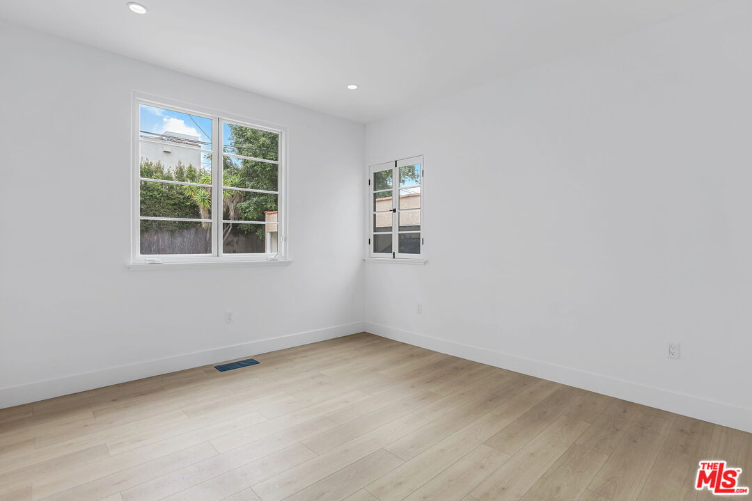 6206 Orange Street, Unit 1/2 Los Angeles, CA 90048 - Photo 11 of 18