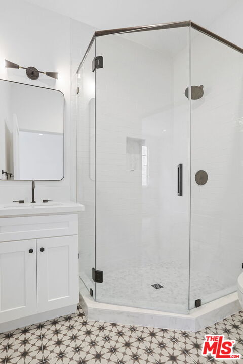 6206 Orange Street, Unit 1/2 Los Angeles, CA 90048 - Photo 14 of 18