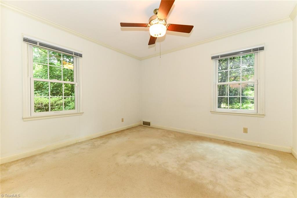 1020 Huntingdon Road Winston-Salem, NC 27104 - Photo 17 of 31 Gallery Image 17