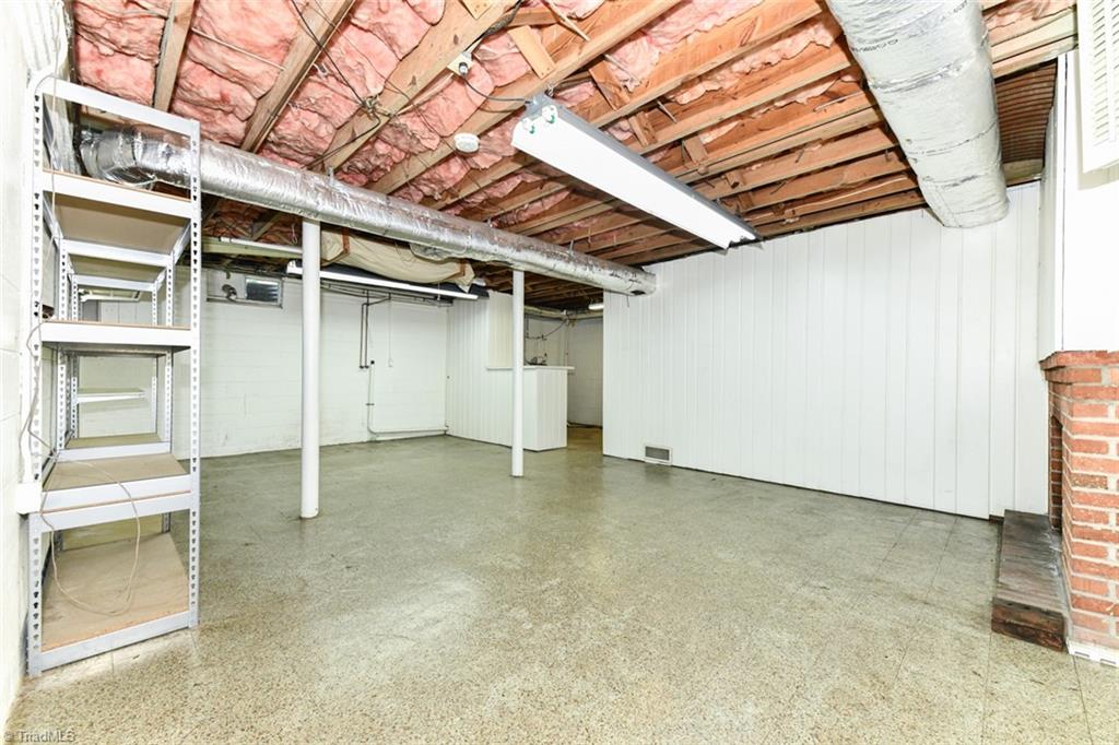 1020 Huntingdon Road Winston-Salem, NC 27104 - Photo 20 of 31 Gallery Image 20