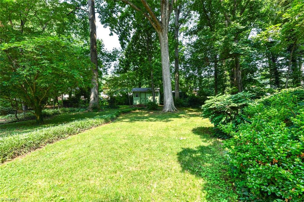1020 Huntingdon Road Winston-Salem, NC 27104 - Photo 23 of 31 Gallery Image 23