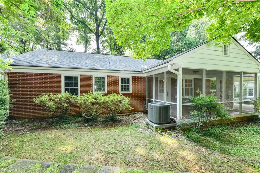 1020 Huntingdon Road Winston-Salem, NC 27104 - Photo 26 of 31 Gallery Image 26