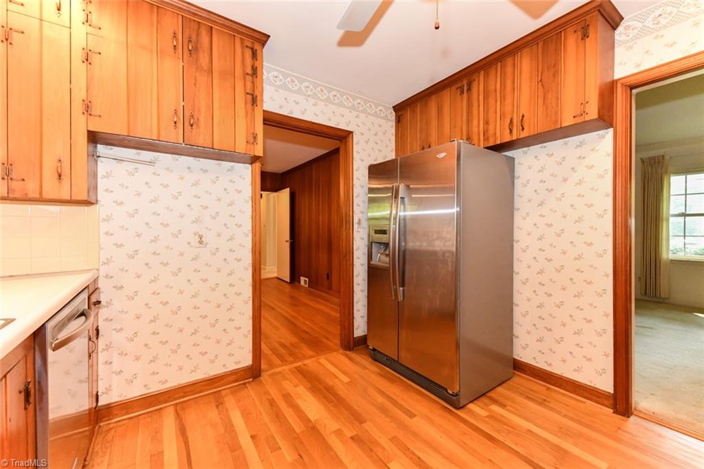 1020 Huntingdon Road Winston-Salem, NC 27104 - Photo 10 of 31 Gallery Image 10